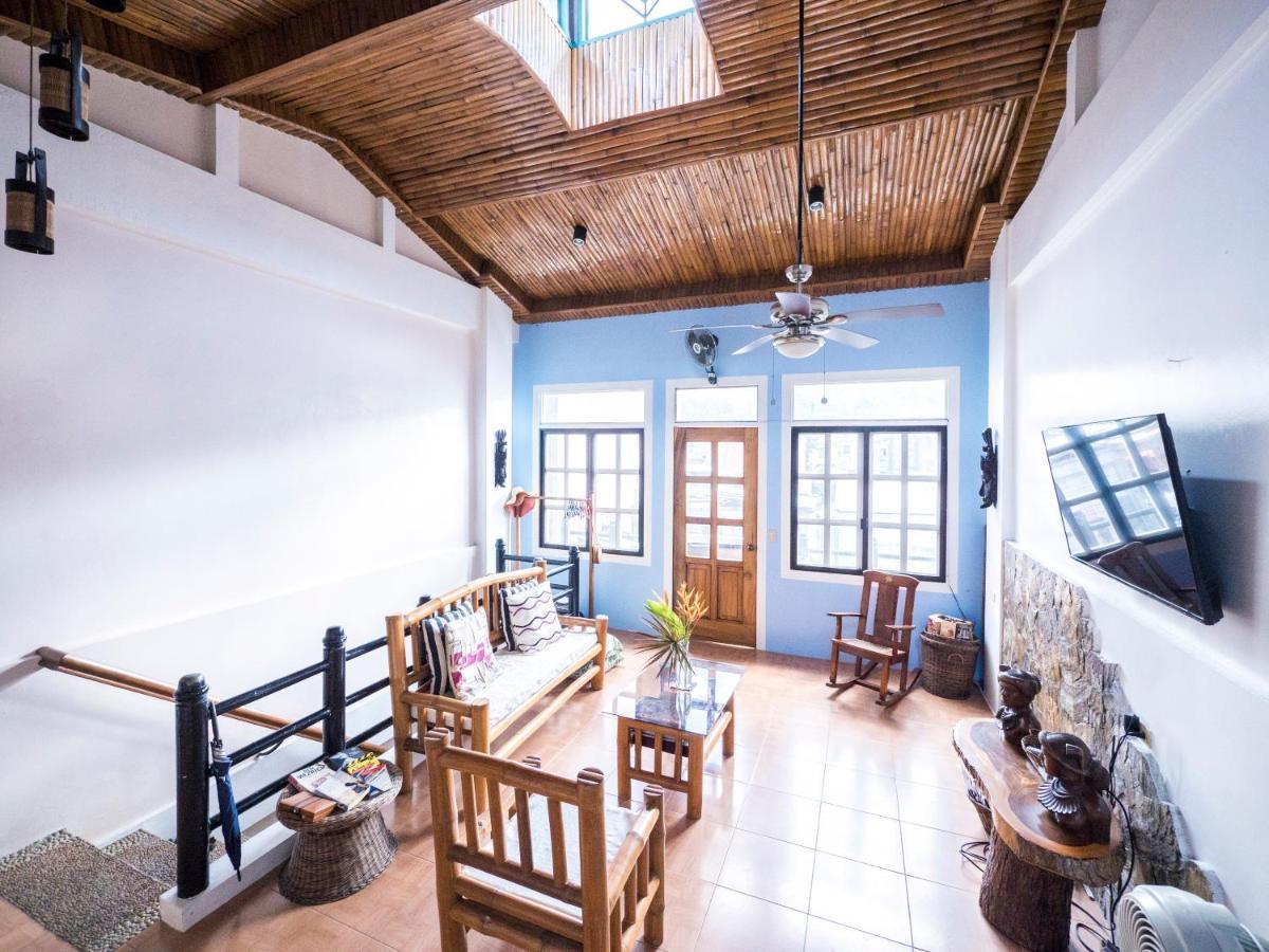 Stone Creek House Bed & Breakfast Romblon Eksteriør bilde