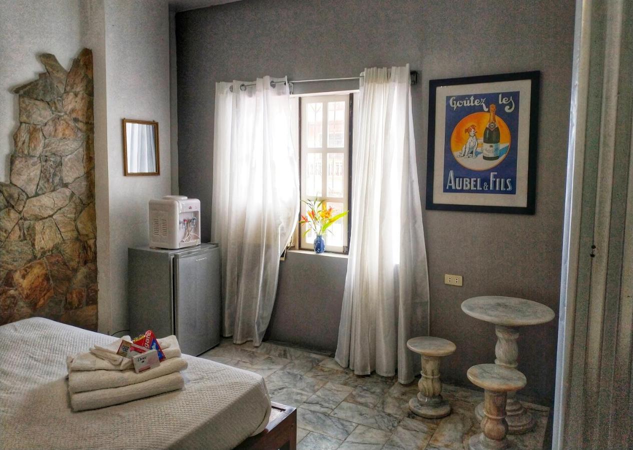Stone Creek House Bed & Breakfast Romblon Eksteriør bilde